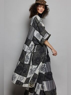 ♥️Hello Gorgeous!! POL Open Front Printed Patchwork Longline Cardigan